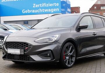 Ford Focus 26.309 km 26.999 &euro; Bremerhaven 27576