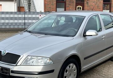 Skoda Octavia 280.000 km 2.799 &euro; Stadland 26935