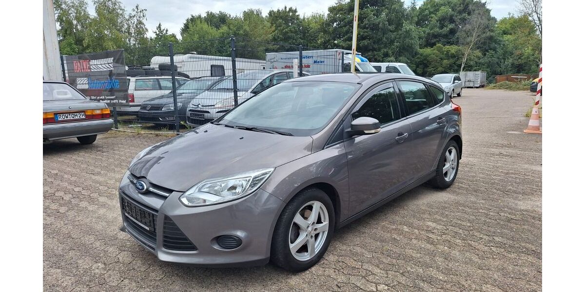 Ford Focus 136.000 km 4.700 &euro; Bremerhaven 27576