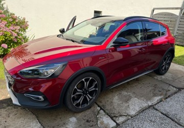 Ford Focus 58.000 km 13.500 &euro; Bremerhaven 27572