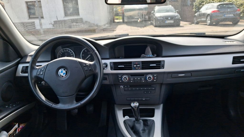 BMW 318 367.500 km 2.850 &euro; Brake 26919
