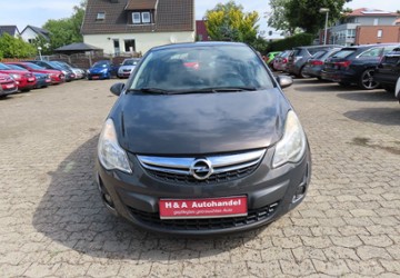 Opel Corsa 244.228 km 1.999 &euro; Geestland 27607
