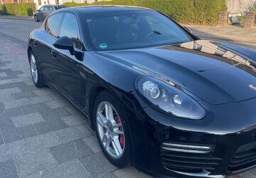 Porsche Panamera 165.000 km 34.900 &euro; Bremerhaven 27570