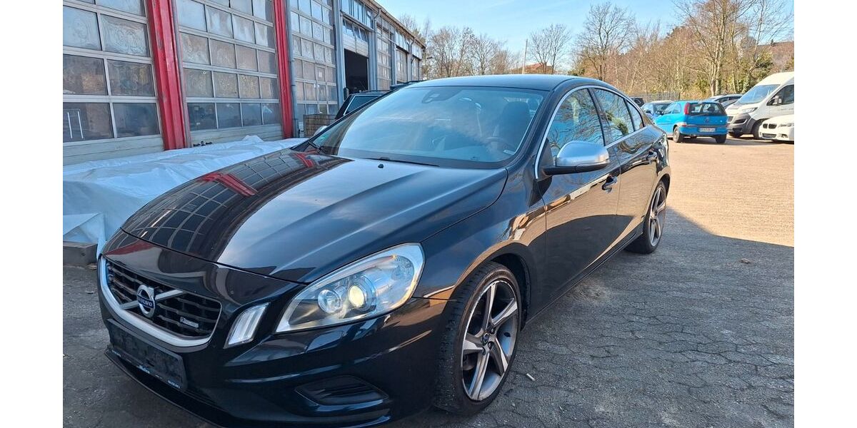 Volvo S60 114.000 km 9.700 &euro; Bremerhaven 27576