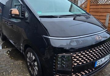 Hyundai STARIA 51.000 km 37.200 &euro; Loxstedt - Stotel 27612