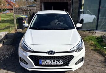 Hyundai i20 58.542 km 12.600 &euro; Bremerhaven 27572