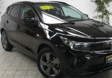 Opel Grandland (X) 13.300 km 23.900 &euro; Nordenham 26954