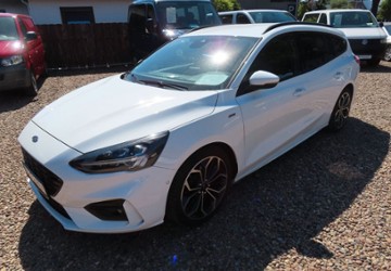 Ford Focus 101.500 km 13.950 &euro; Bremerhaven 27572