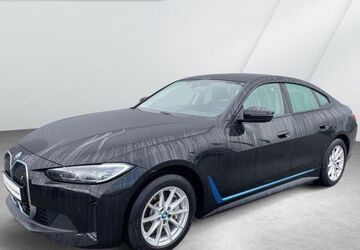 BMW i4 117.763 km 28.500 &euro; Bremerhaven 27572