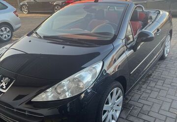 Peugeot 207 150.999 km 4.500 &euro; Stadland 26936