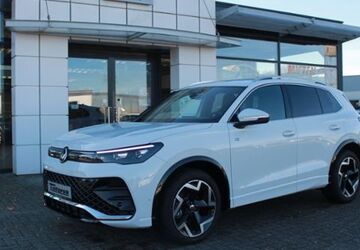 VW Tiguan 2.700 km 40.979 &euro; Nordenham 26954