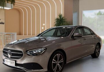 Mercedes-Benz E 200 35.077 km 35.280 &euro; Bremerhaven 27568