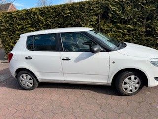 Skoda Fabia 95.439 km 4.600 &euro; Bremerhaven 27580