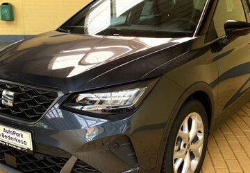 Seat Arona 4.000 km 24.970 &euro; Geestland 27624