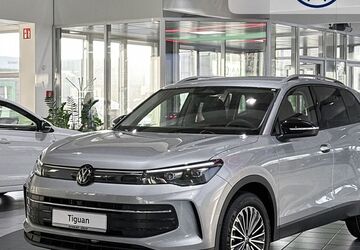 VW Tiguan 5.999 km 46.990 &euro; Bremerhaven 27576