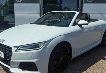Audi TT 82.500 km 27.950 &euro; Brake / Unterweser 26919