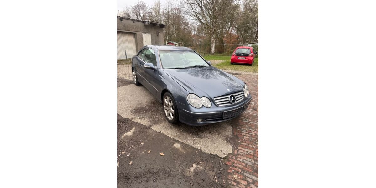 Mercedes-Benz CLK 240 286.500 km 1.300 &euro; langen 27607