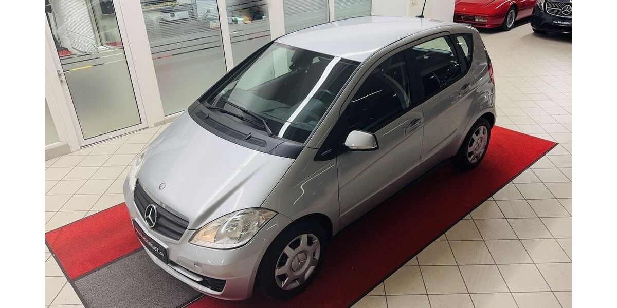 Mercedes-Benz A 160 221.800 km 2.890 &euro; Stadland 26936