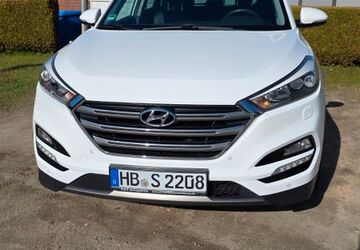 Hyundai TUCSON 139.000 km 13.500 &euro; Bremerhaven 27574