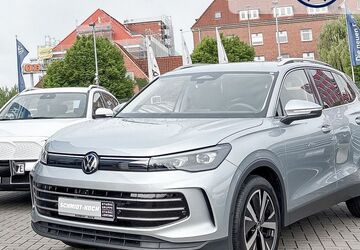 VW Tiguan 13.226 km 33.991 &euro; Bremerhaven 27576