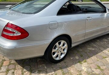 Mercedes-Benz CLK 240 84.000 km 9.690 &euro; Bremerhaven 27570