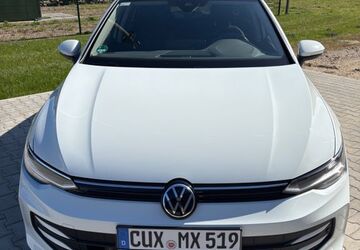 VW Golf 9.820 km 22.400 &euro; Beverstedt 27616