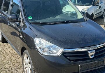 Dacia Lodgy 145.000 km 2.699 &euro; Stadland 26935