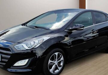 Hyundai i30 48.950 km 10.990 &euro; Bremerhaven 27568