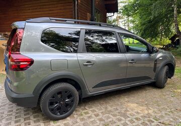 Dacia Jogger 35.000 km 17.900 &euro; Hagen im Bremischen 27628