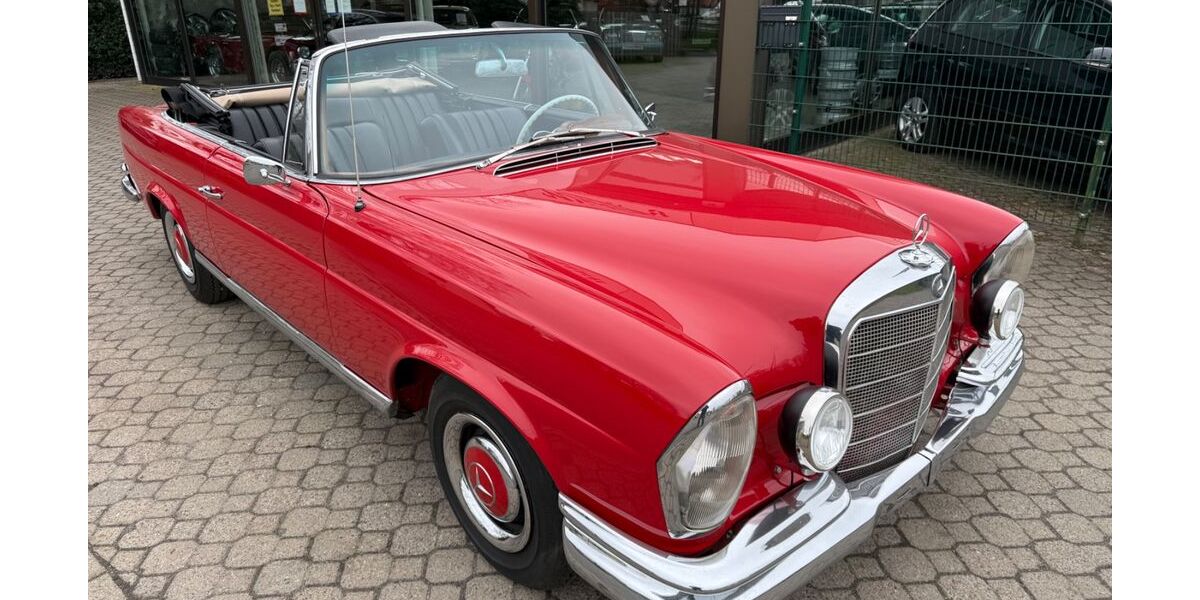 Mercedes-Benz 220 131.500 km 49.900 &euro; Beverstedt 27616