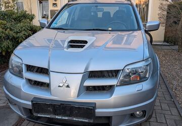 Mitsubishi Outlander 81.000 km 6.000 &euro; Bremerhaven 27578