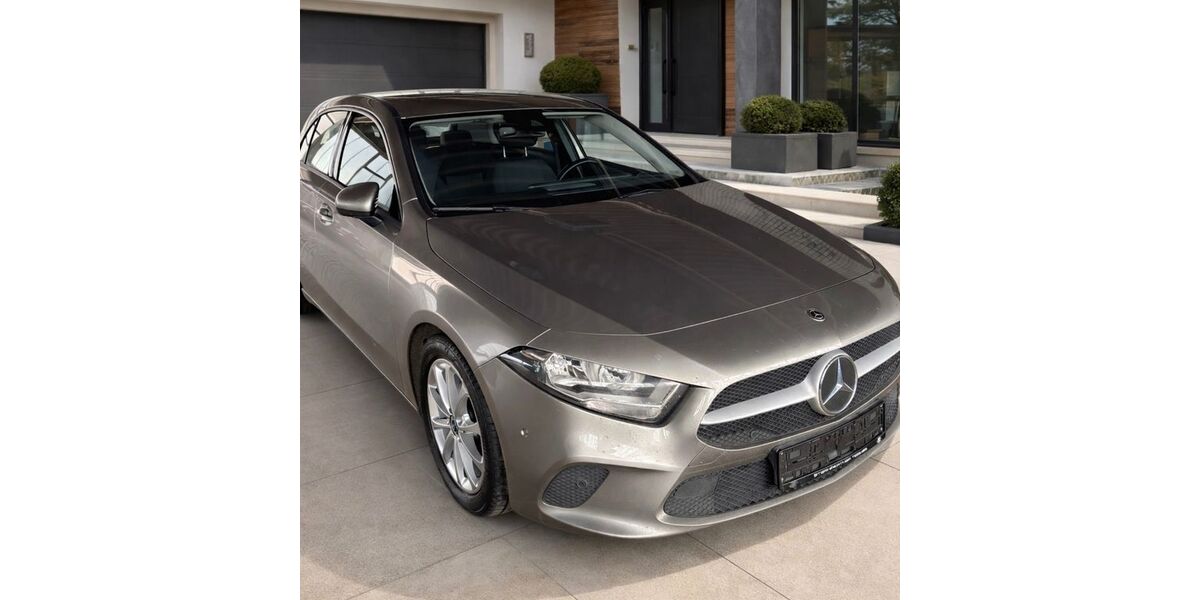 Mercedes-Benz A 180 106.000 km 17.900 &euro; Beverstedt 27616