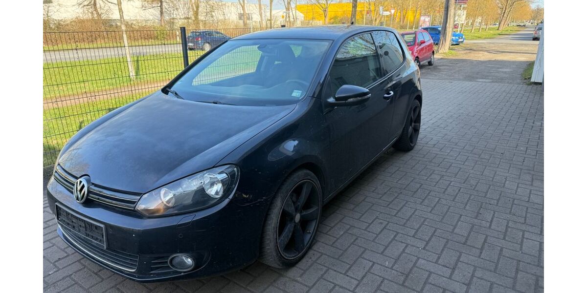 VW Golf 206.668 km 2.800 &euro; Bremerhaven 27572