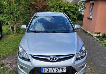 Hyundai i30 96.300 km 6.800 &euro; Bremerhaven 27576