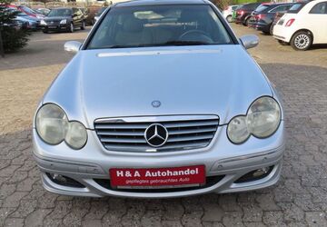 Mercedes-Benz C 180 234.215 km 2.299 &euro; Geestland 27607