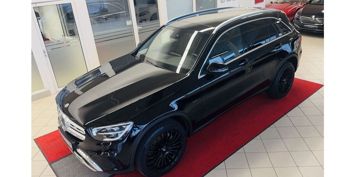 Mercedes-Benz GLC 300 120.220 km 30.800 &euro; Stadland 26936