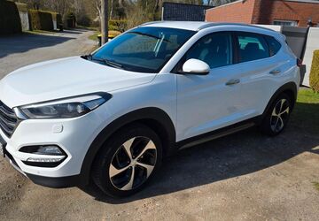 Hyundai TUCSON 138.000 km 14.500 &euro; Bremerhaven 27574