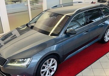 Skoda Superb 340.638 km 10.790 &euro; Stadland 26936
