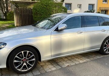Mercedes-Benz E 220 190.350 km 19.800 &euro; Bremerhaven 27578