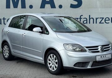 VW Golf 111.400 km 5.499 &euro; Bremerhaven 27576