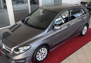 Mercedes-Benz B 180 167.822 km 8.990 &euro; Stadland 26936