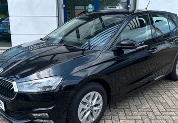 Skoda Fabia 13.750 km 18.990 &euro; Brake / Unterweser 26919