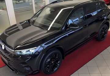 VW Tiguan 3.000 km 52.490 &euro; Stadland 26936