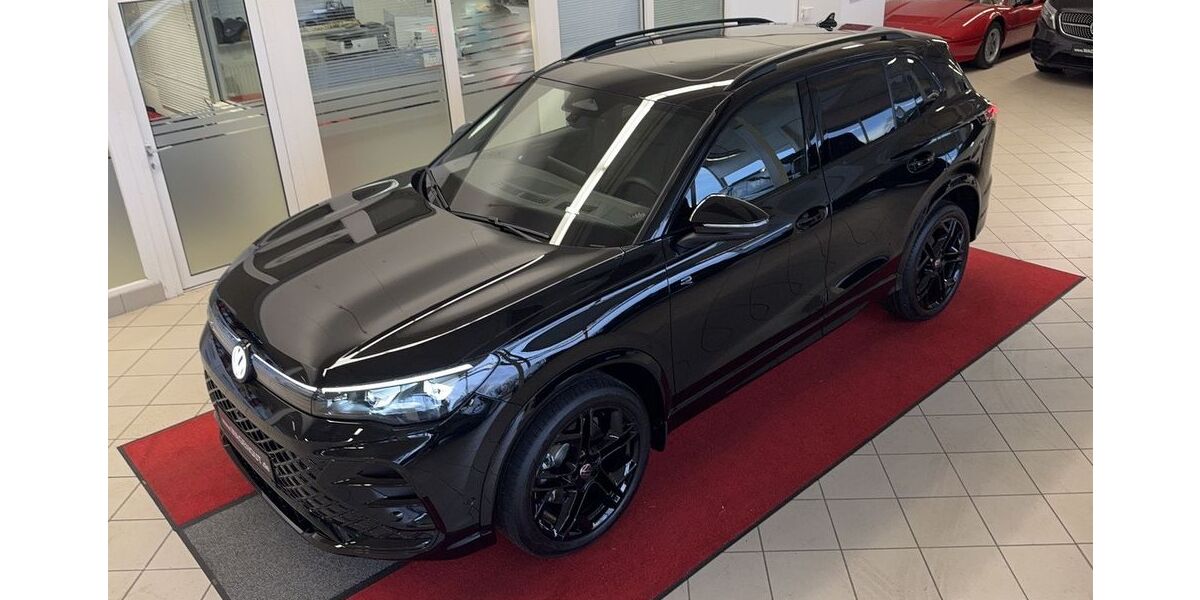 VW Tiguan 3.000 km 52.490 &euro; Stadland 26936