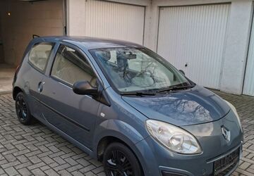 Renault Twingo 176.000 km 2.350 &euro; bremerhaven 27576