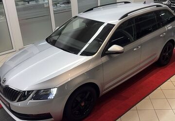 Skoda Octavia 124.800 km 13.990 &euro; Stadland 26936