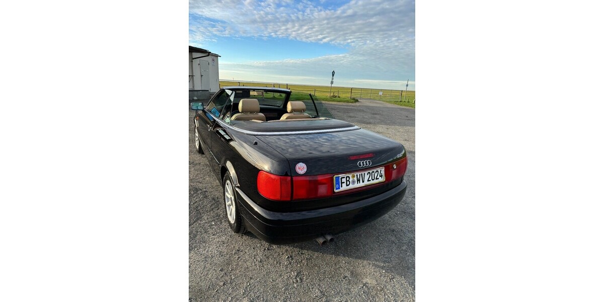 Audi 80 156.000 km 6.900 &euro; Bremerhaven 27576