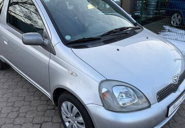 Toyota Yaris 84.950 km 2.700 &euro; Beverstedt 27616