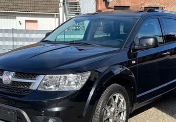 Fiat Freemont 105.000 km 9.990 &euro; Stadland 26935