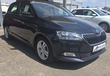 Skoda Fabia 58.333 km 11.500 &euro; Bremerhaven 27572